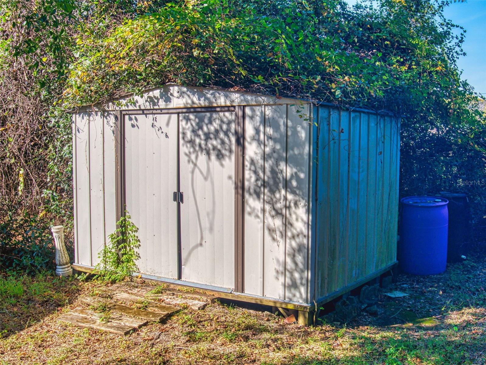 ACREAGE & UNREC - Residential