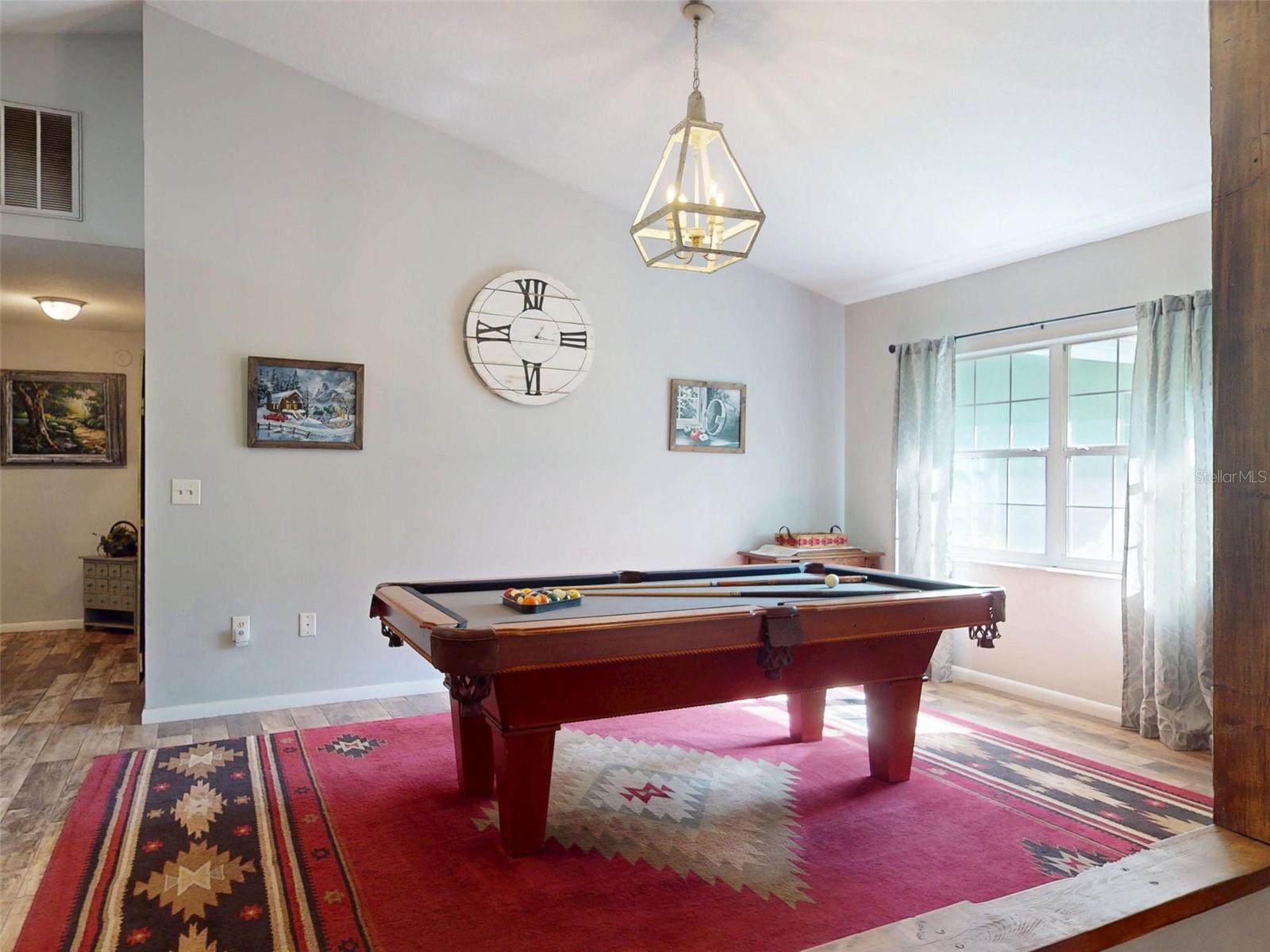 ACREAGE & UNREC - Residential