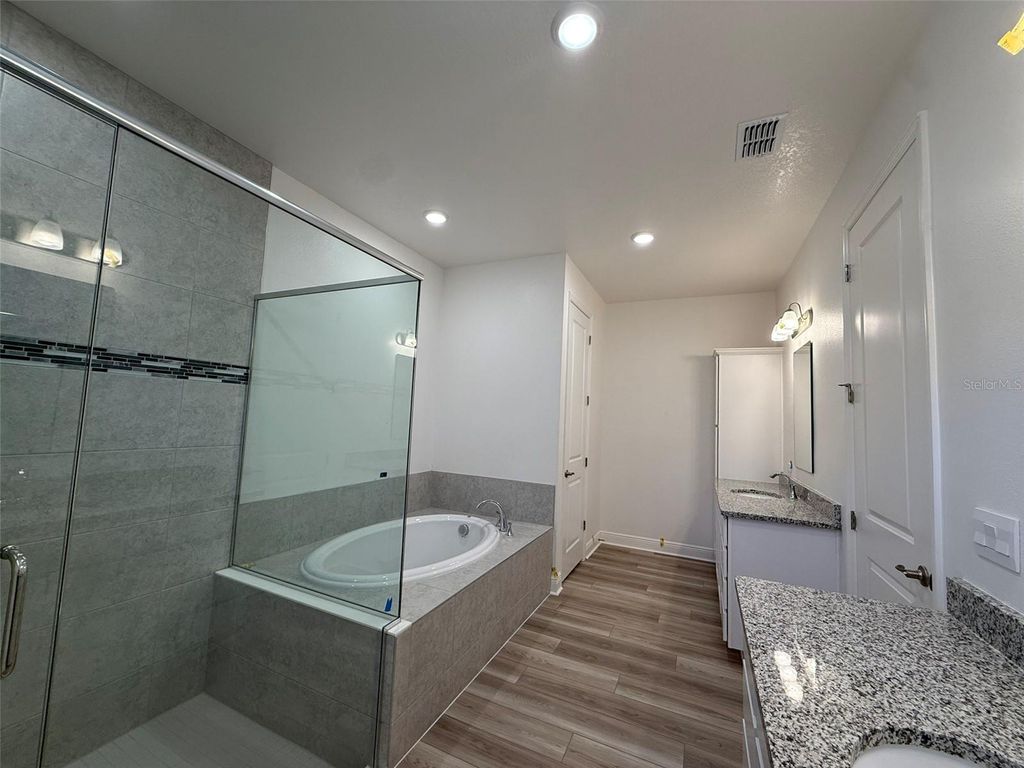 Photo of 2761 SW 175th Loop, Ocala, FL 34473 (MLS # O6362755)