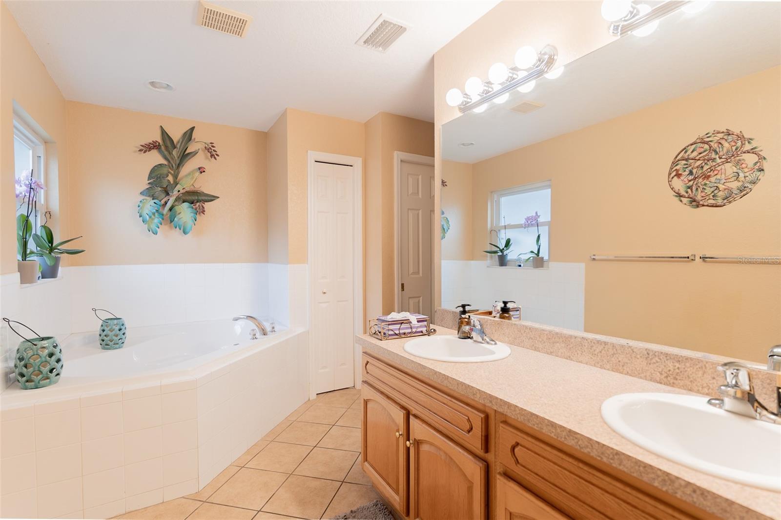 SAVANNAH ESTATES - Residential