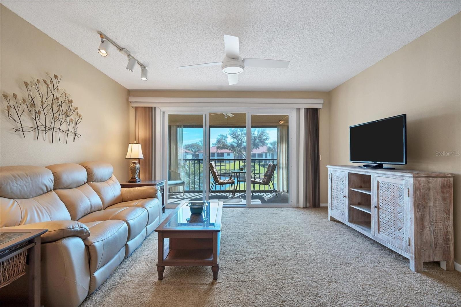 514 PINE HOLLOW CIRCLE 514