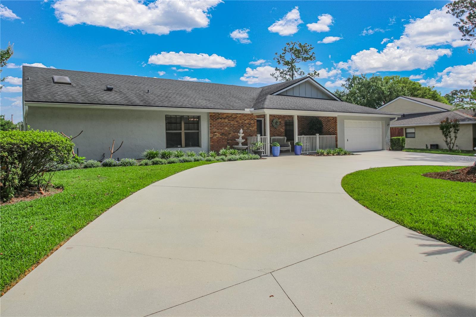 7243 WOODVILLE CRESCENT