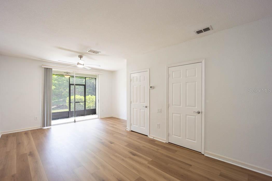 REGENCY OAKS UNIT ONE - Residential