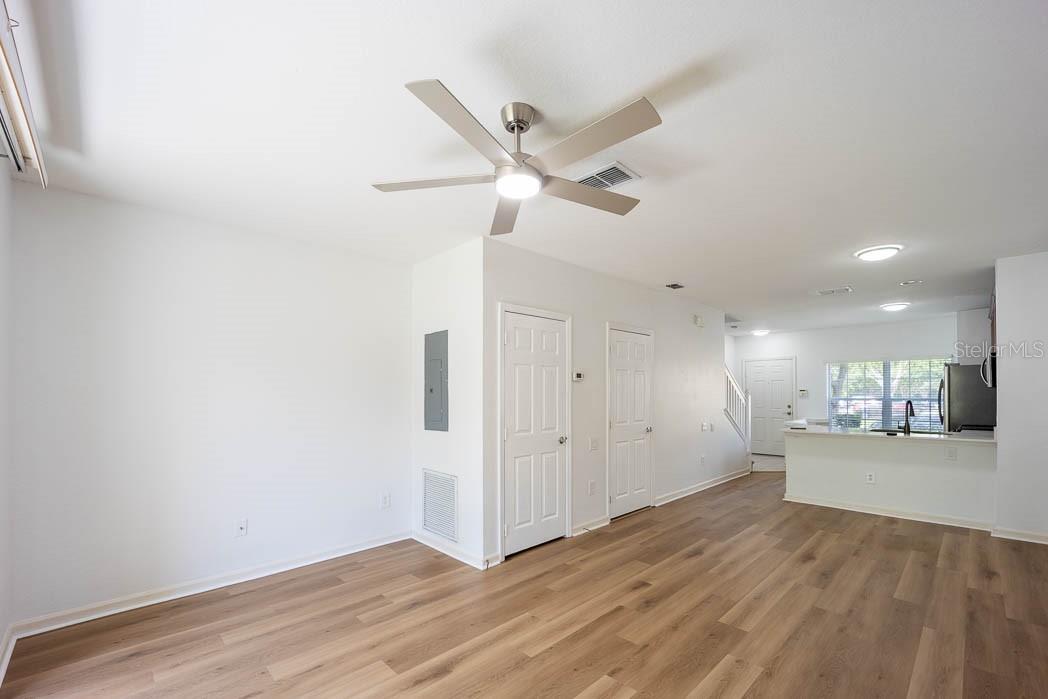 REGENCY OAKS UNIT ONE - Residential