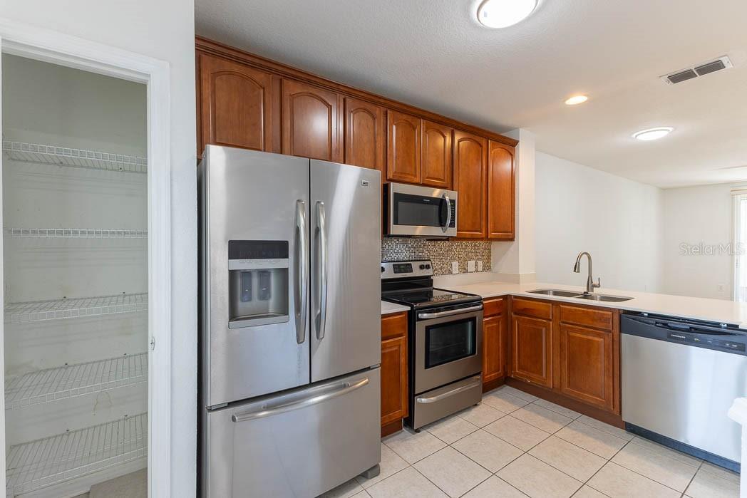 REGENCY OAKS UNIT ONE - Residential