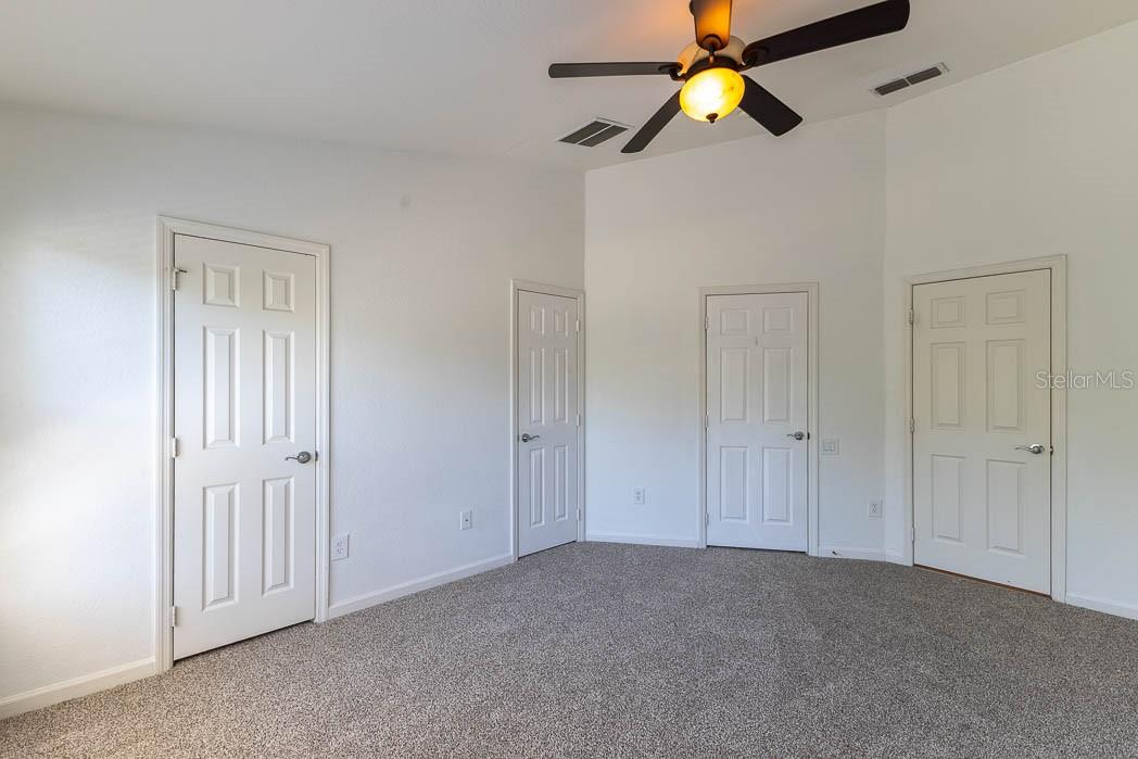 REGENCY OAKS UNIT ONE - Residential