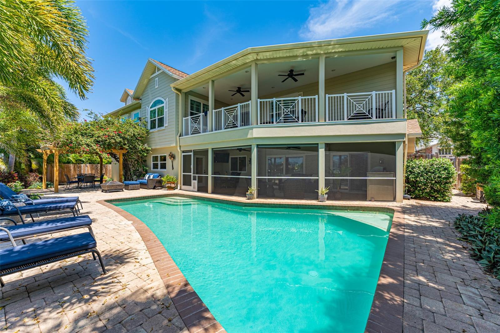 BELLE ISLE - Residential