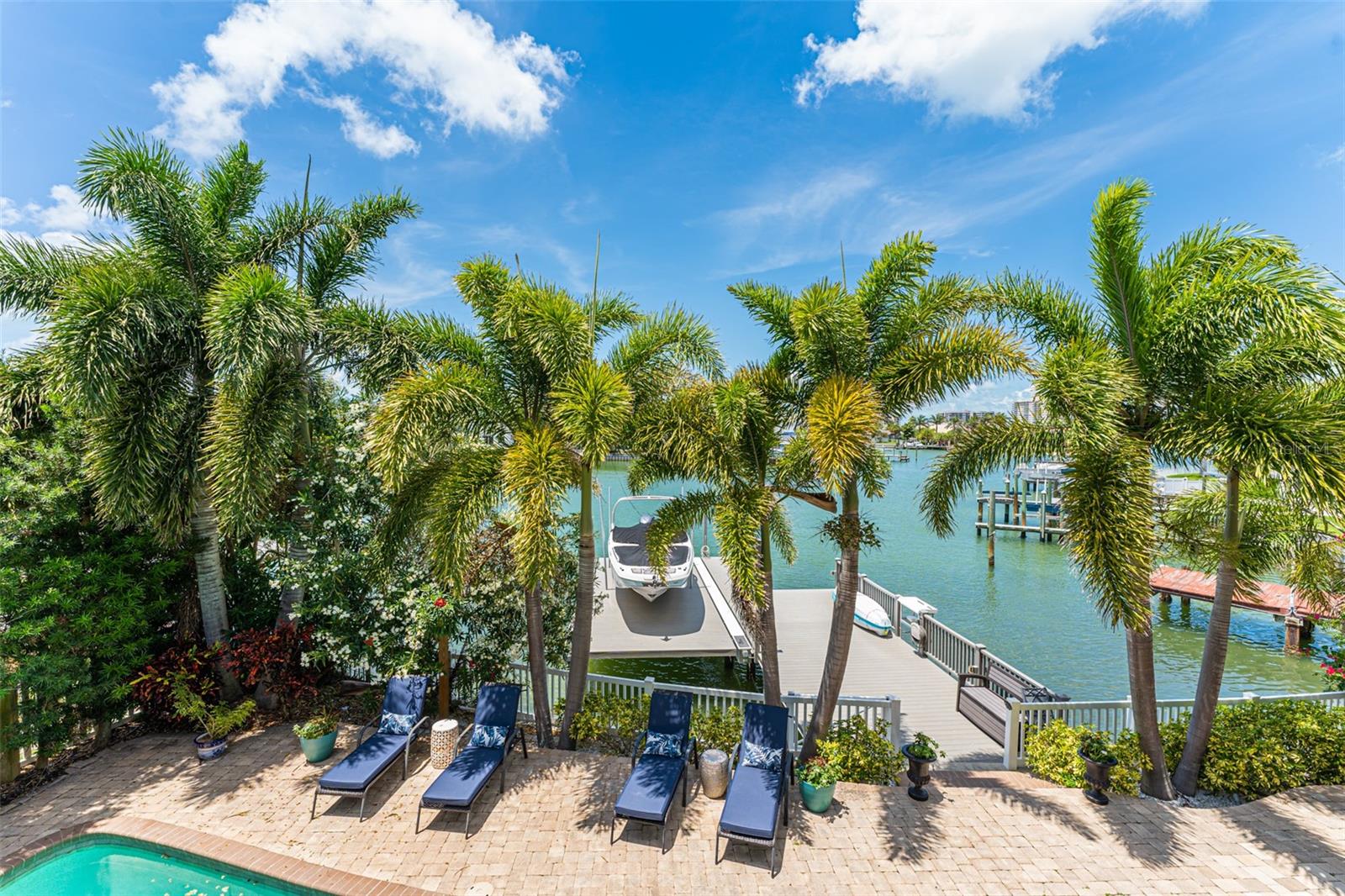 BELLE ISLE - Residential