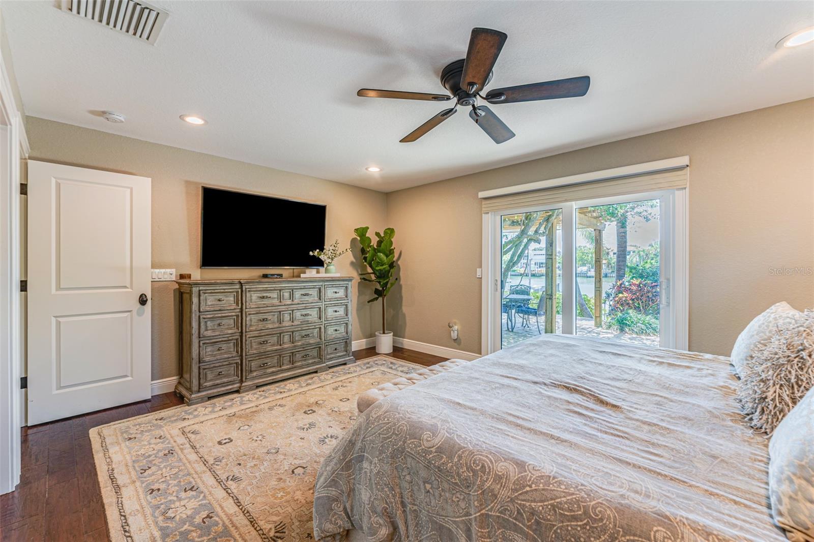 BELLE ISLE - Residential