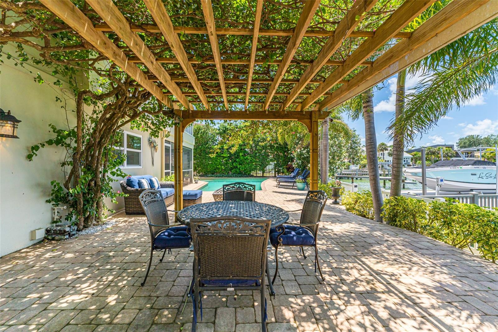 BELLE ISLE - Residential