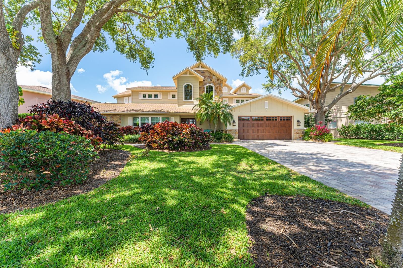 BELLE ISLE - Residential