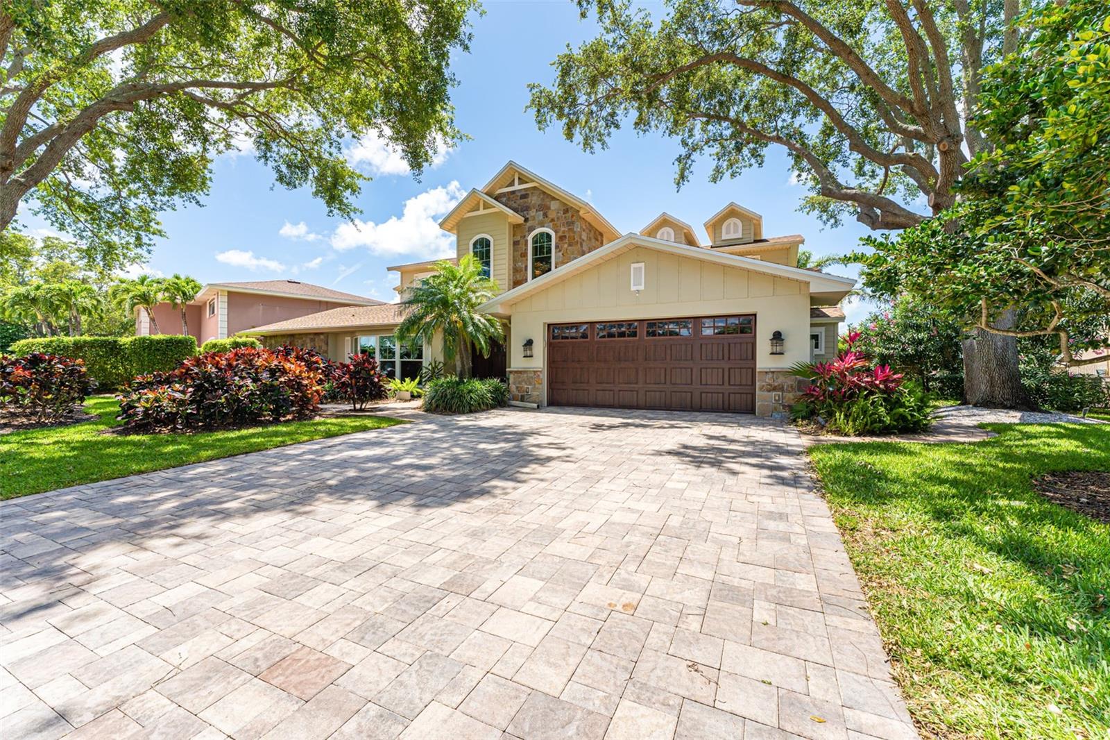 BELLE ISLE - Residential