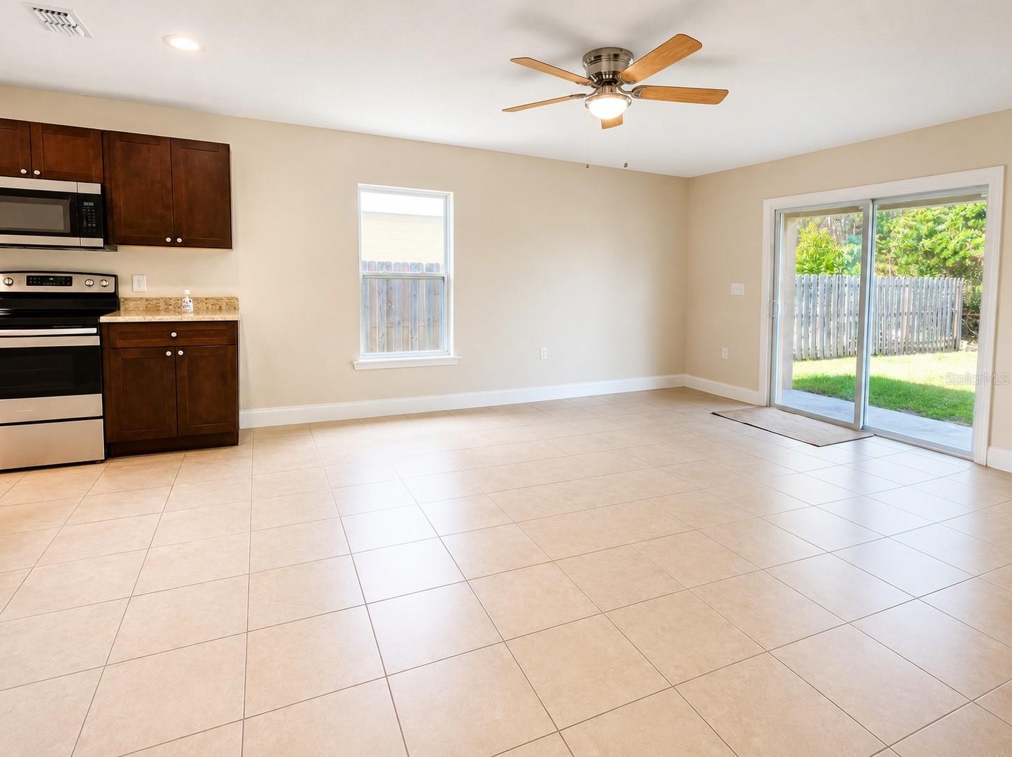 1002 MAYFAIR PLACE