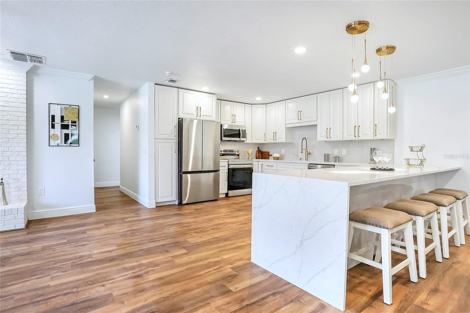6700 TAMARIND CIRCLE