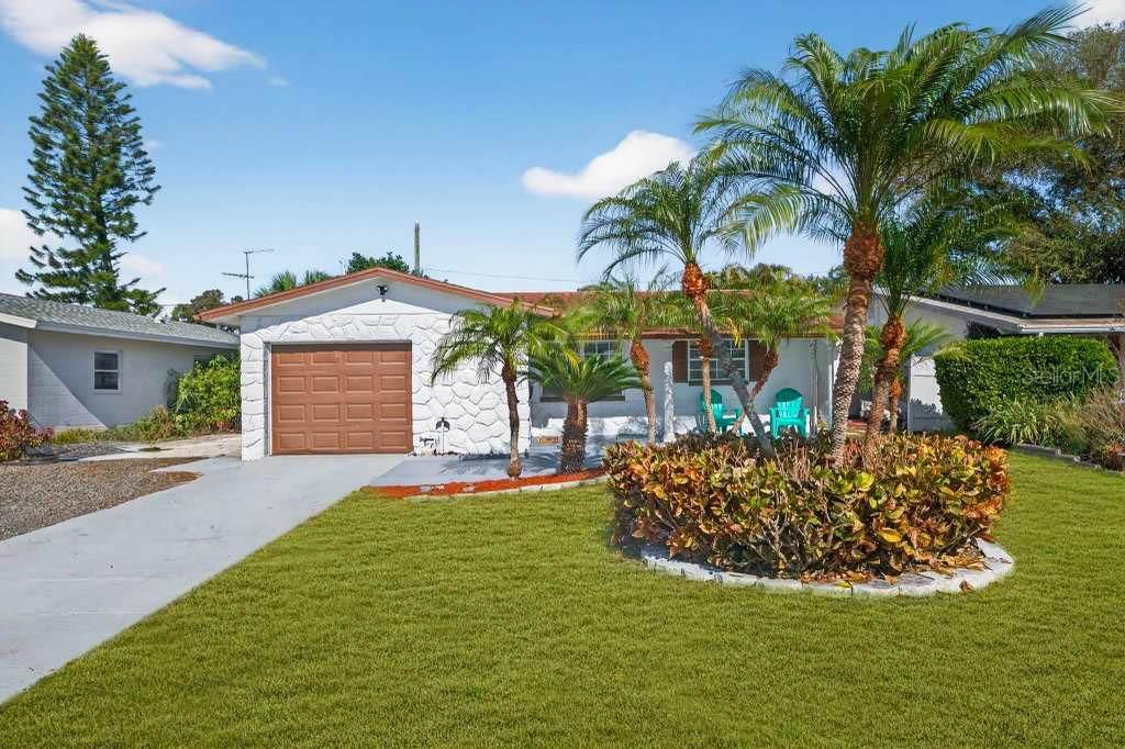 Photo of 5451 18th Avenue N, St Petersburg, FL 33710 (MLS # TB8461734)