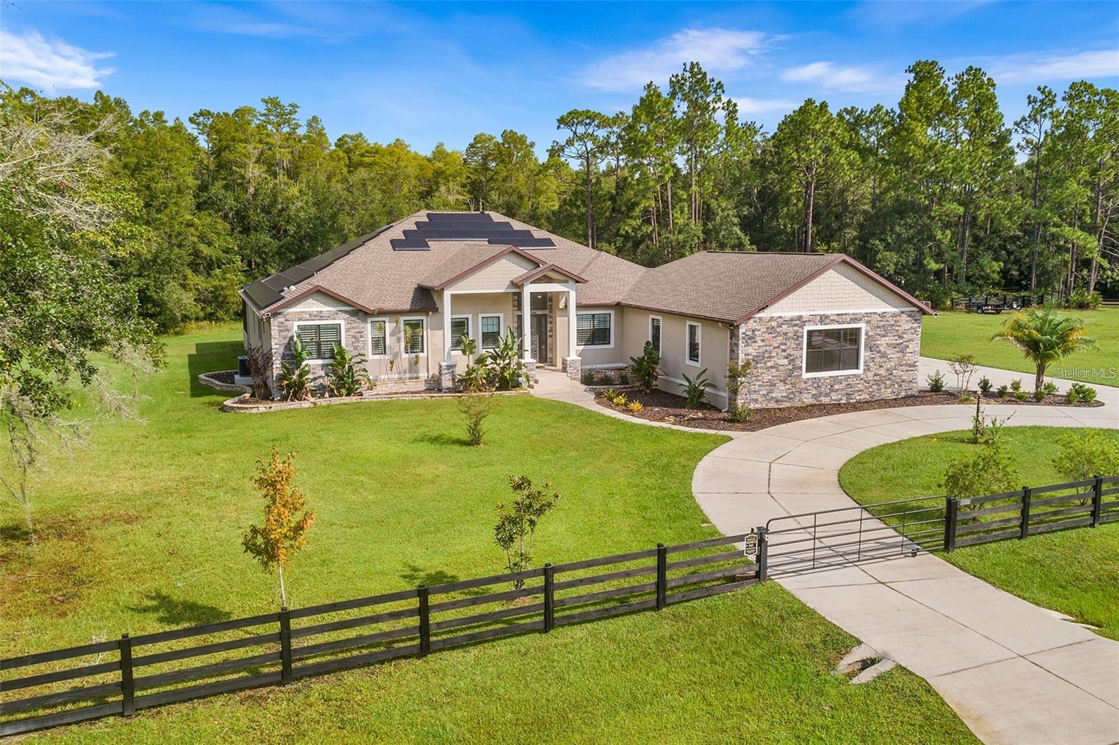 PASCO TRAILS - Residential