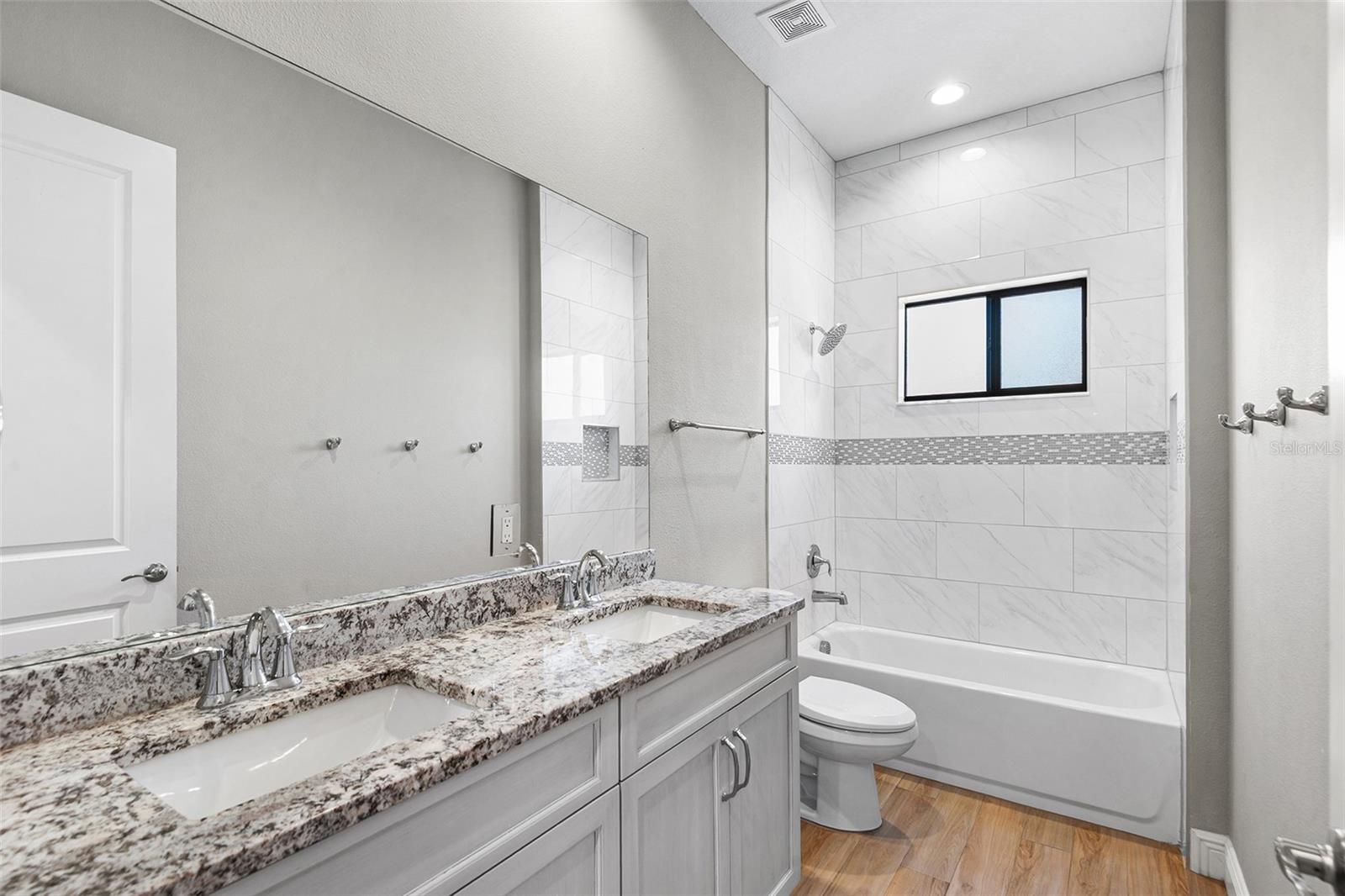 PASCO TRAILS - Residential