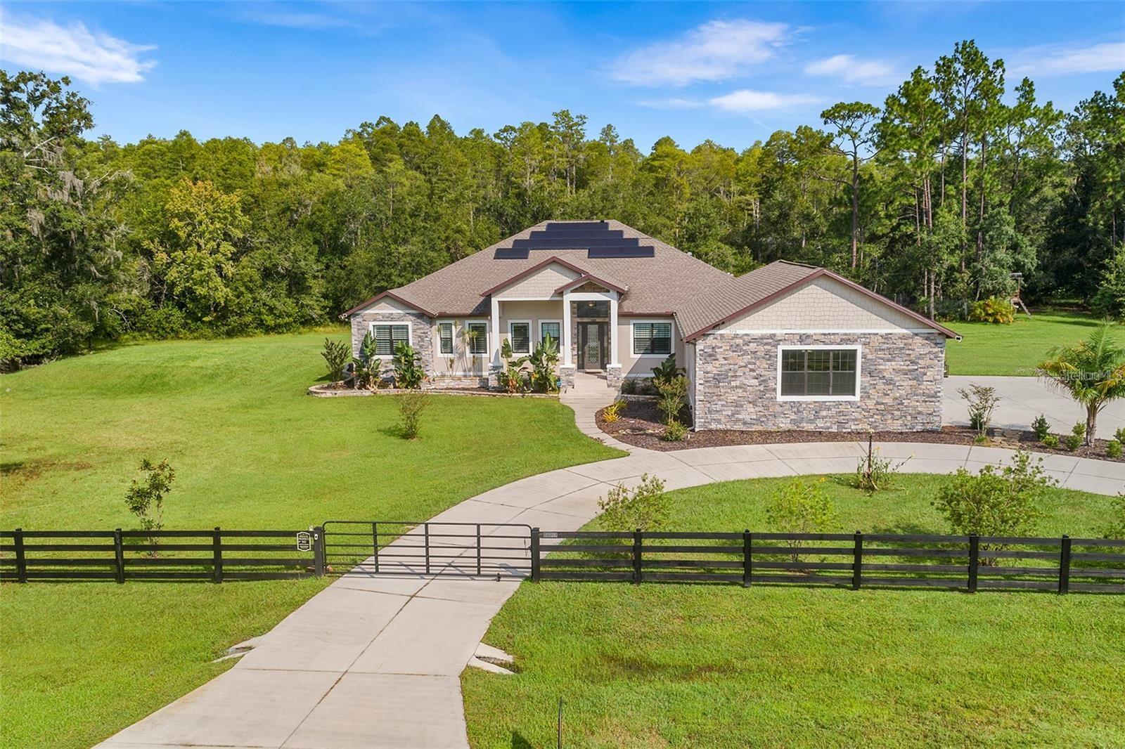 PASCO TRAILS - Residential