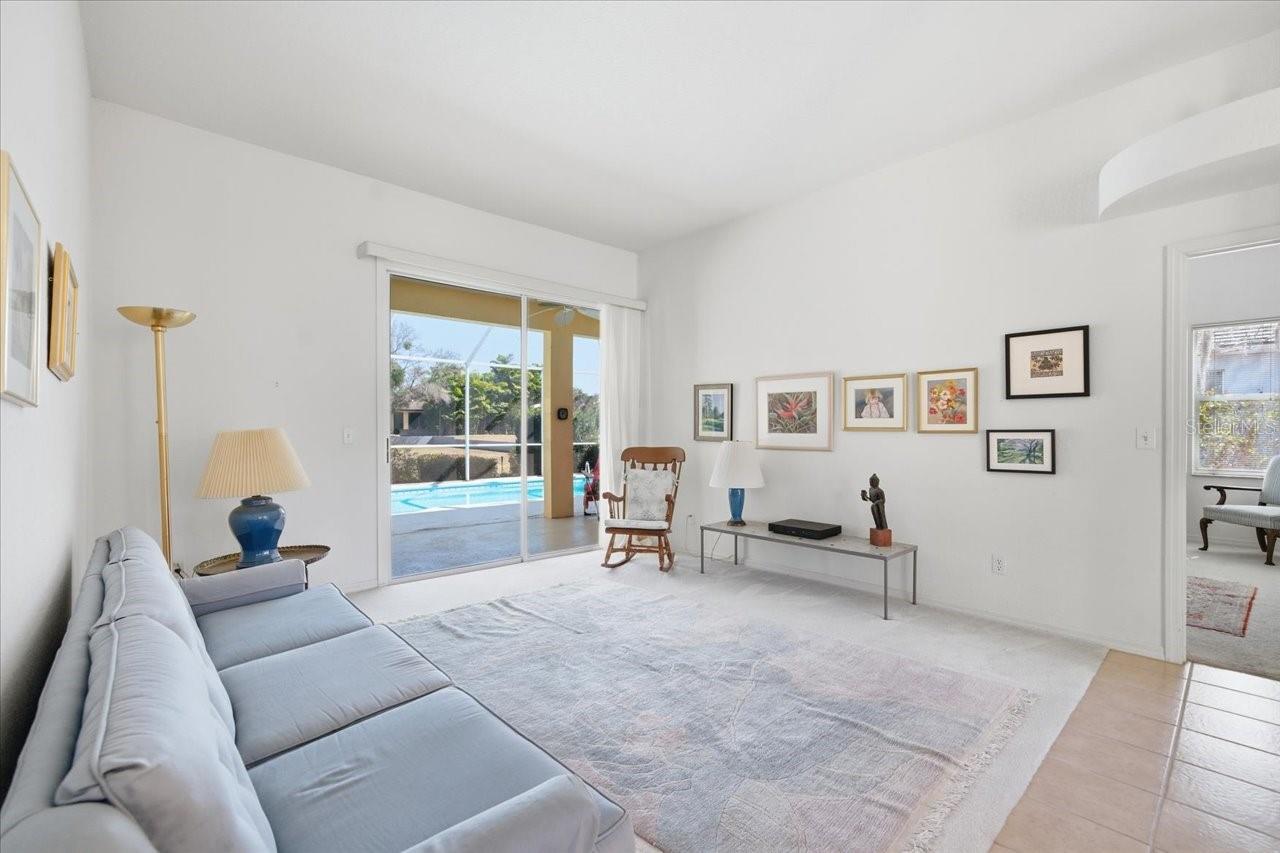 LOS ARCOS SUB - Residential