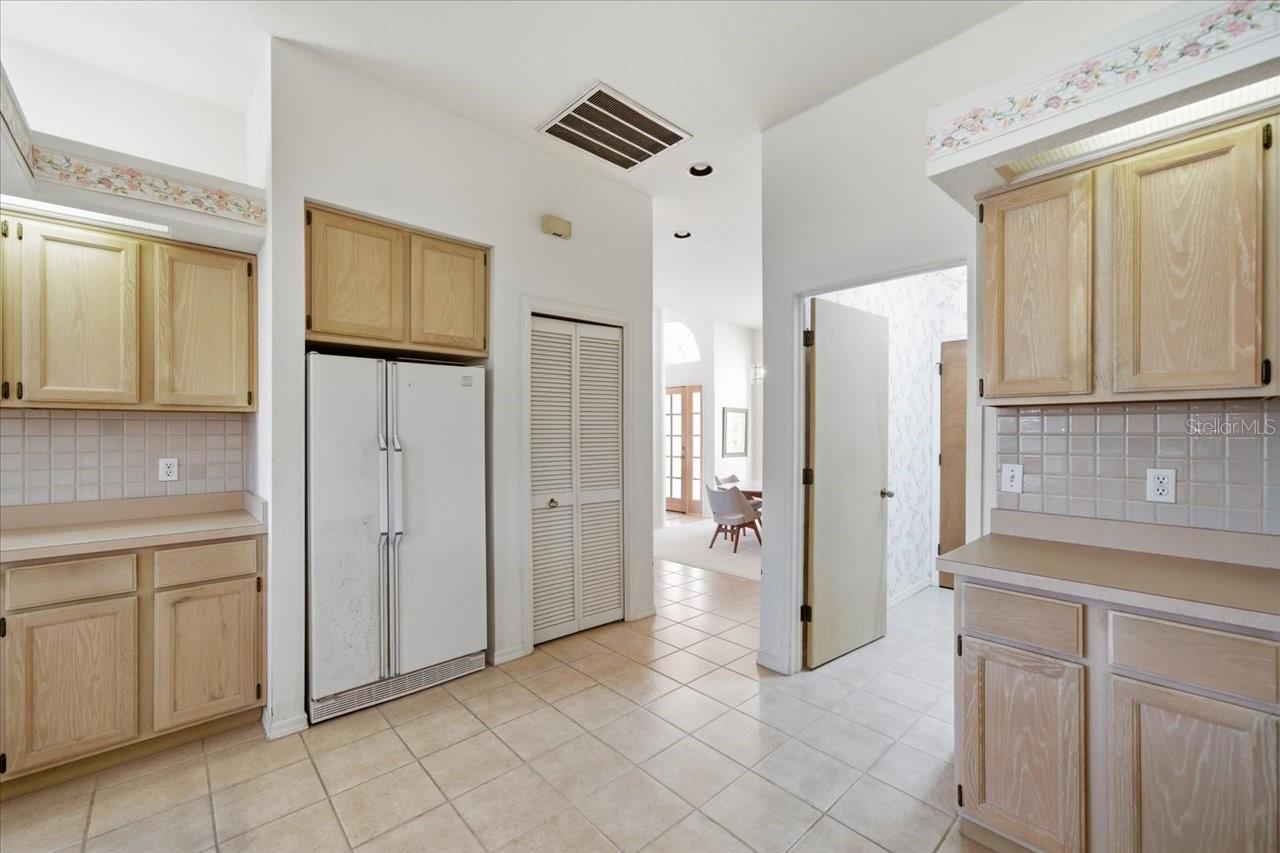 LOS ARCOS SUB - Residential