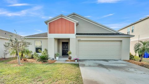 A home in LAKELAND