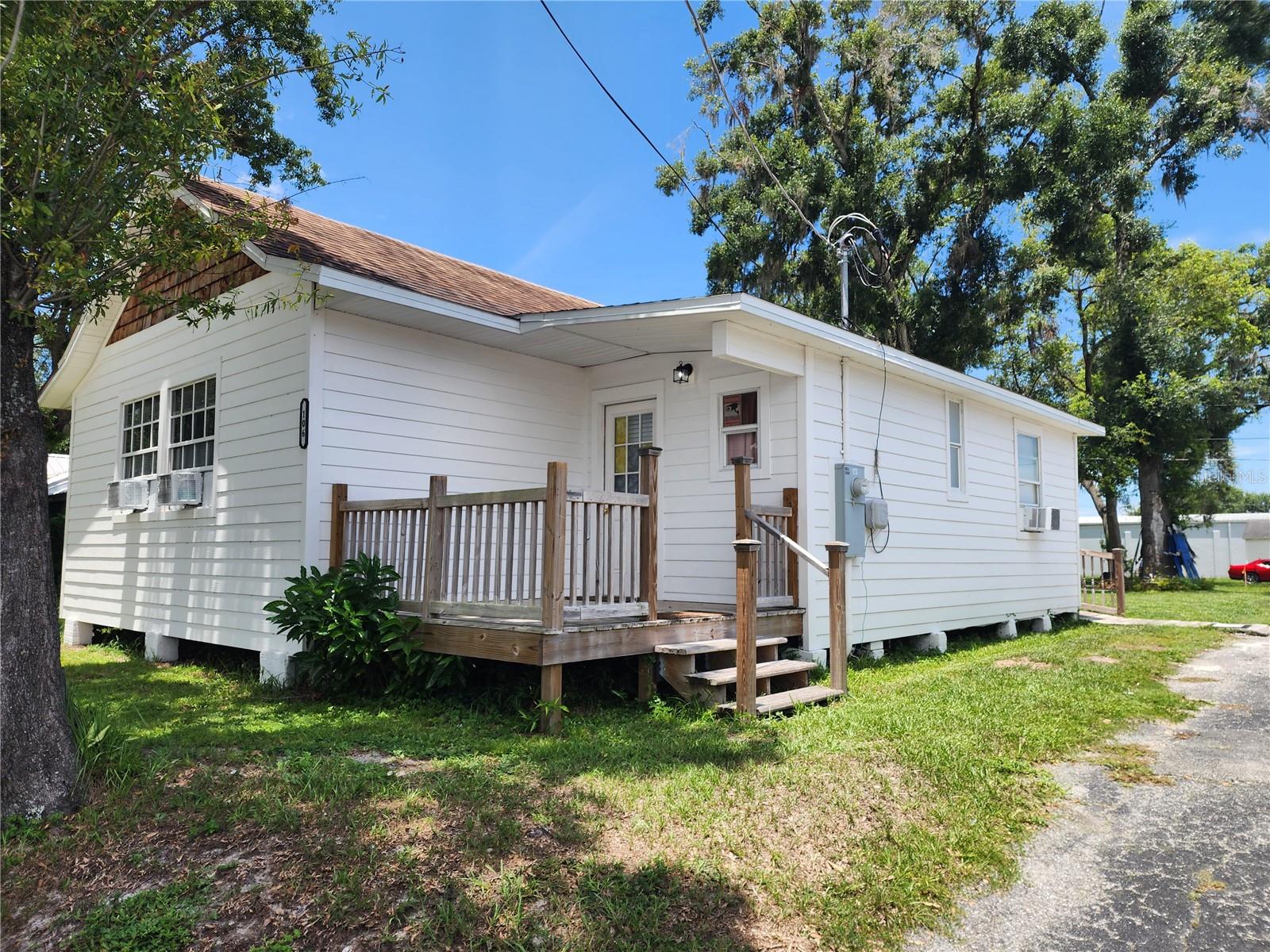 Welcome to this beautifully remodeled 3-bedroom, 1-bathroom home located in the sought-after Collins Park neighborhood of Plant City. Offering 900 square feet of thoughtfully updated living space, this move-in ready home is perfect for first-time buyers, downsizers, or investors looking for modern comfort and convenience.
Step inside to discover brand-new tile flooring that flows seamlessly throughout the home, complementing the fresh paint and natural light that pours in through brand-new windows. The heart of the home is the stunning new kitchen, featuring sleek cabinetry, stylish countertops, and brand-new stainless steel appliances ideal for preparing meals and entertaining guests.
Outside, enjoy your morning coffee or unwind in the evening on the newly constructed front and back porches, perfect for relaxing or entertaining.
Situated in the desirable Collins Park community, this home is just minutes from charming downtown Plant City with its shops, restaurants, and local events. Quick access to Interstate 4 makes commuting to Tampa or Lakeland a breeze, offering both small-town charm and city convenience.
Don’t miss this opportunity to own a fully updated home in a prime location schedule your showing today!