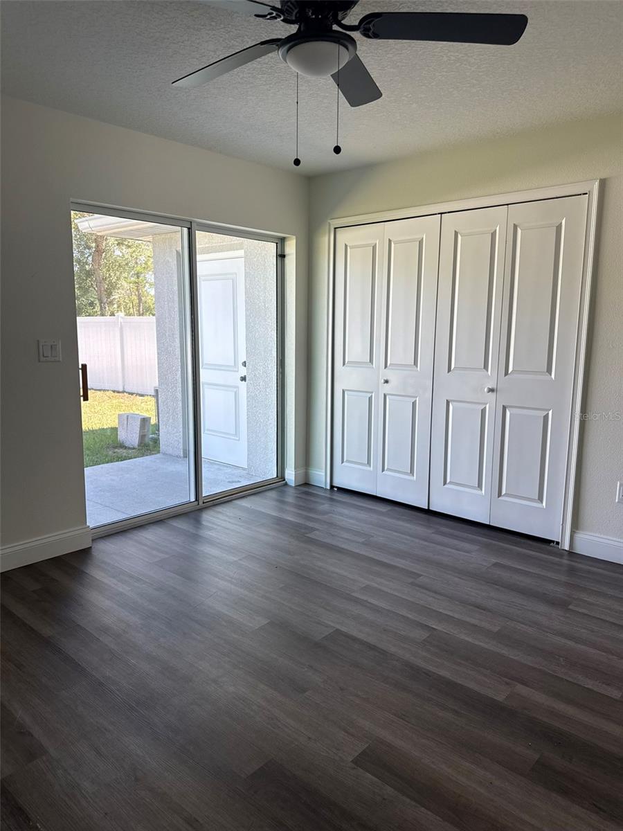 MARION OAKS UN 04 - Residential Lease
