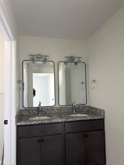 Tiny photo for 16292 SW 30th Terrace, Ocala, FL 34473 (MLS # OM725069)