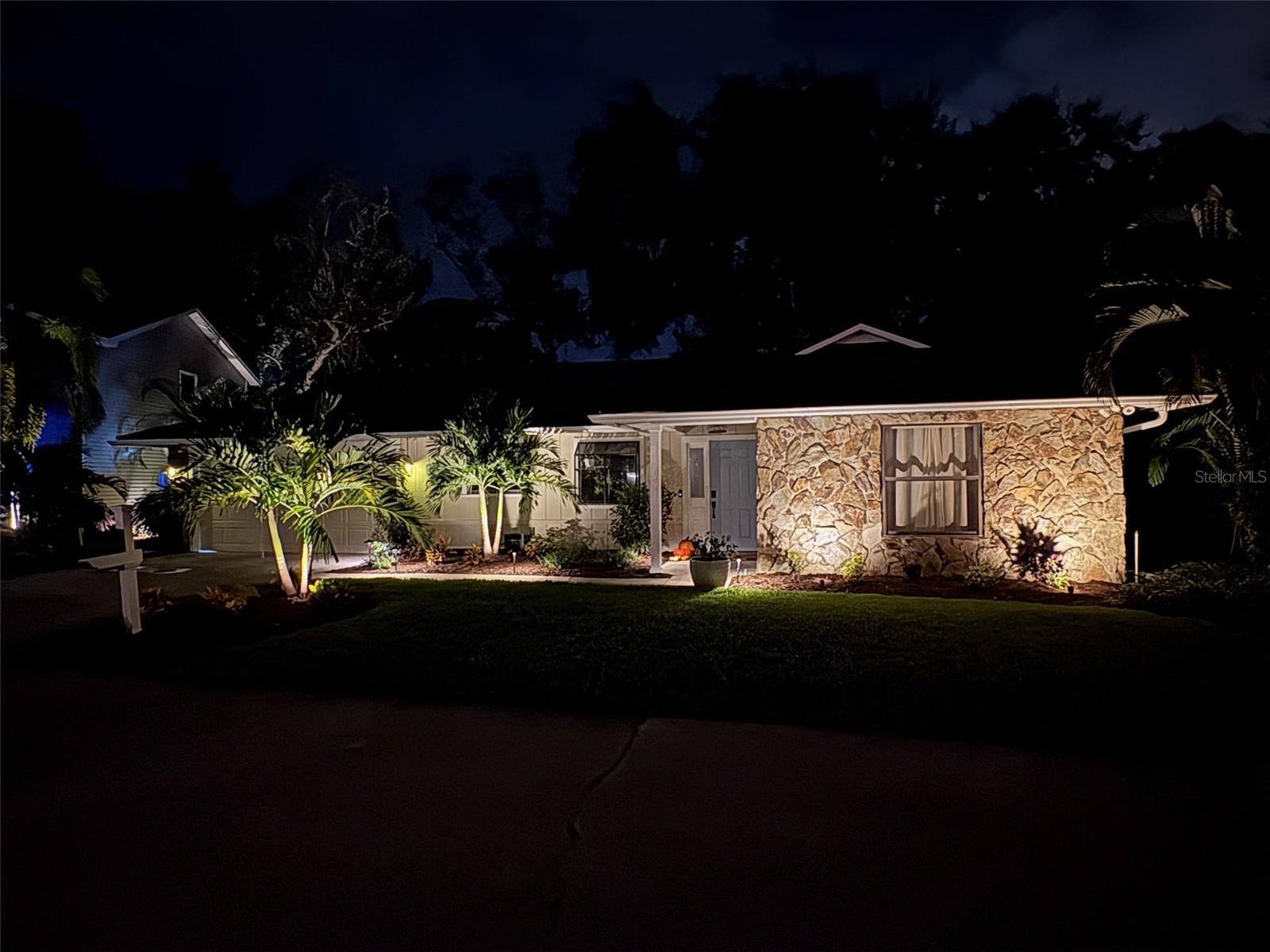 6910 ARBOR OAKS COURT
