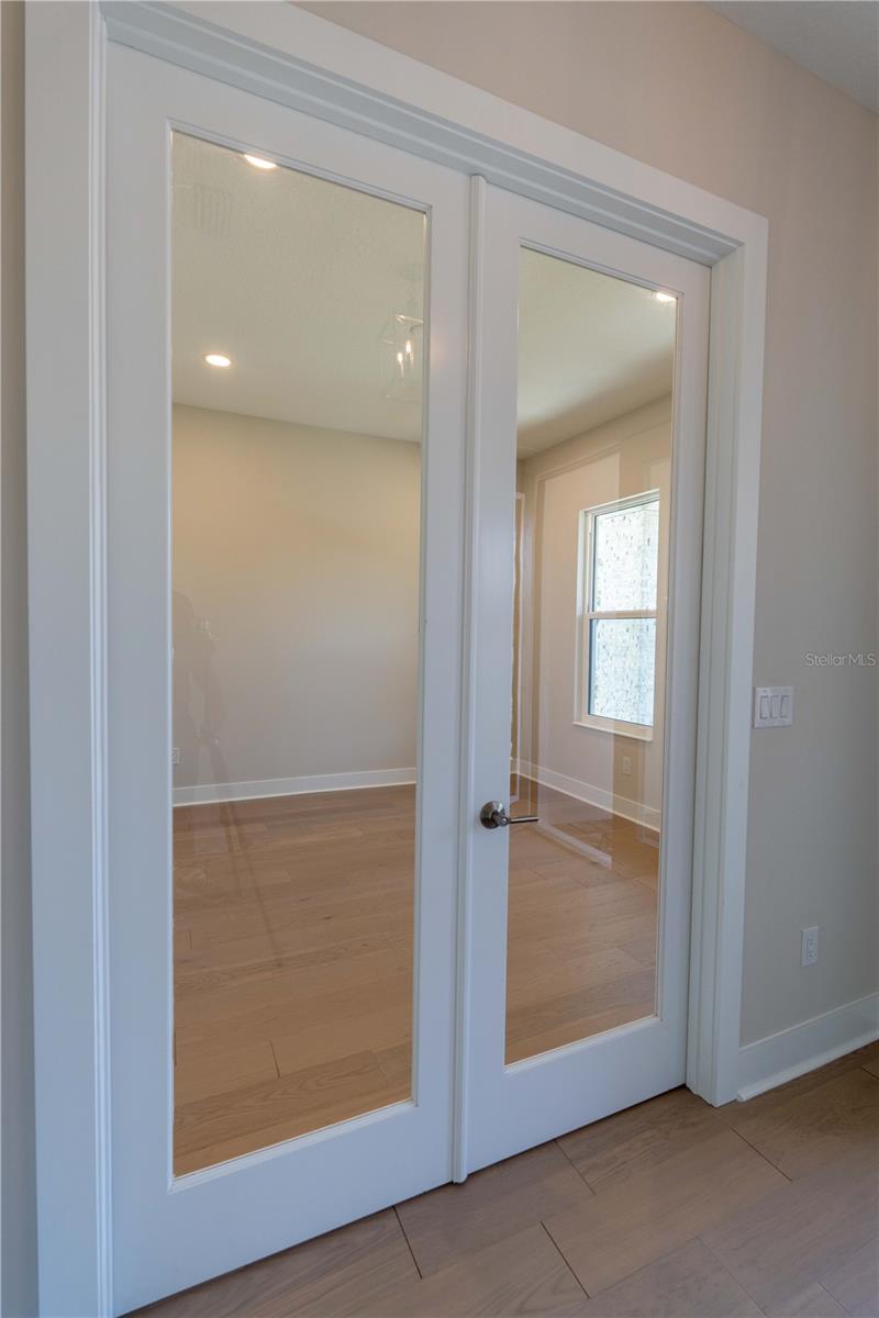 3607 S BELCHER DRIVE