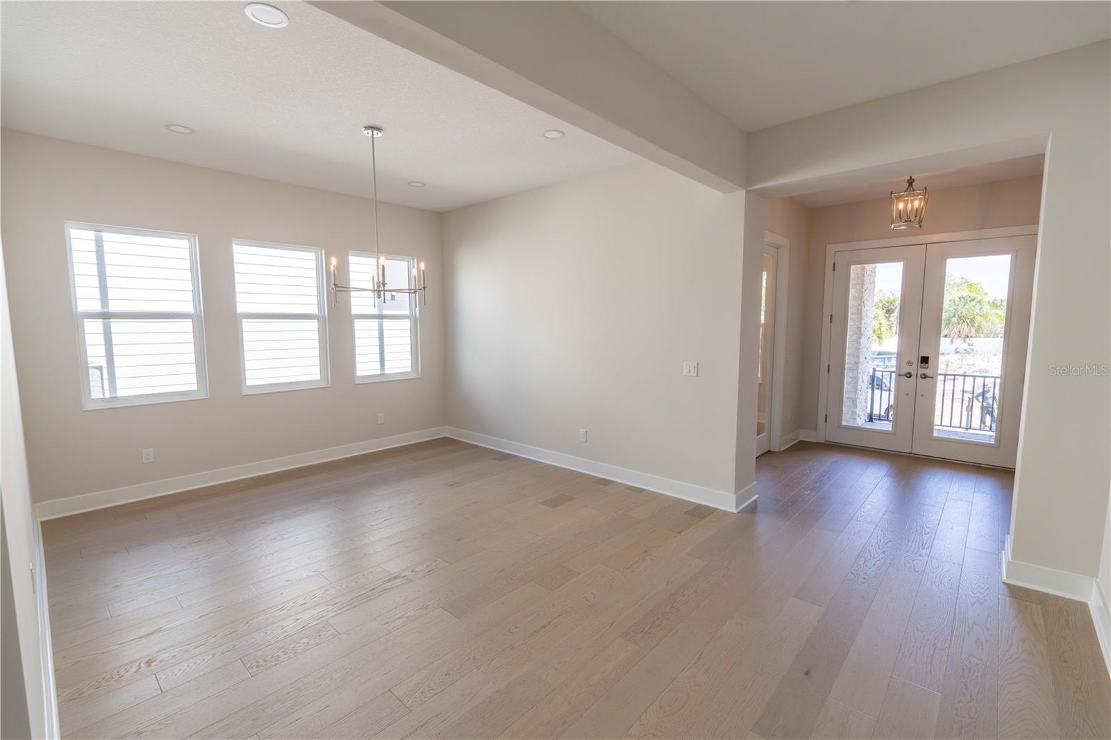 3607 S BELCHER DRIVE