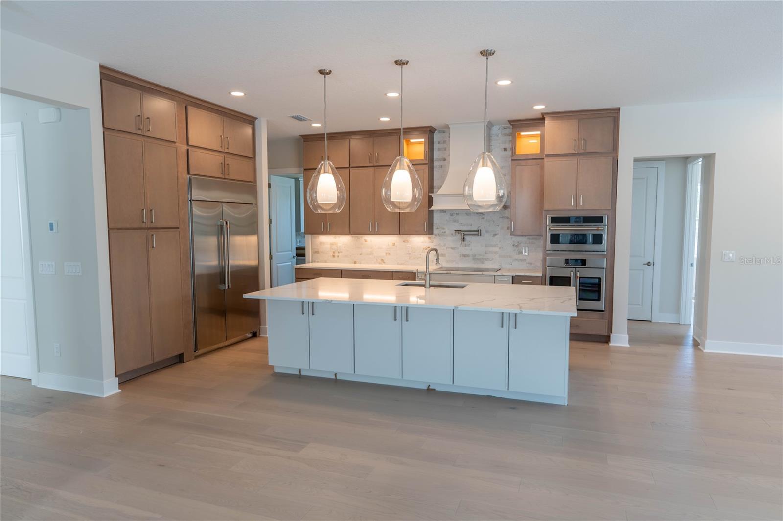 3607 S BELCHER DRIVE