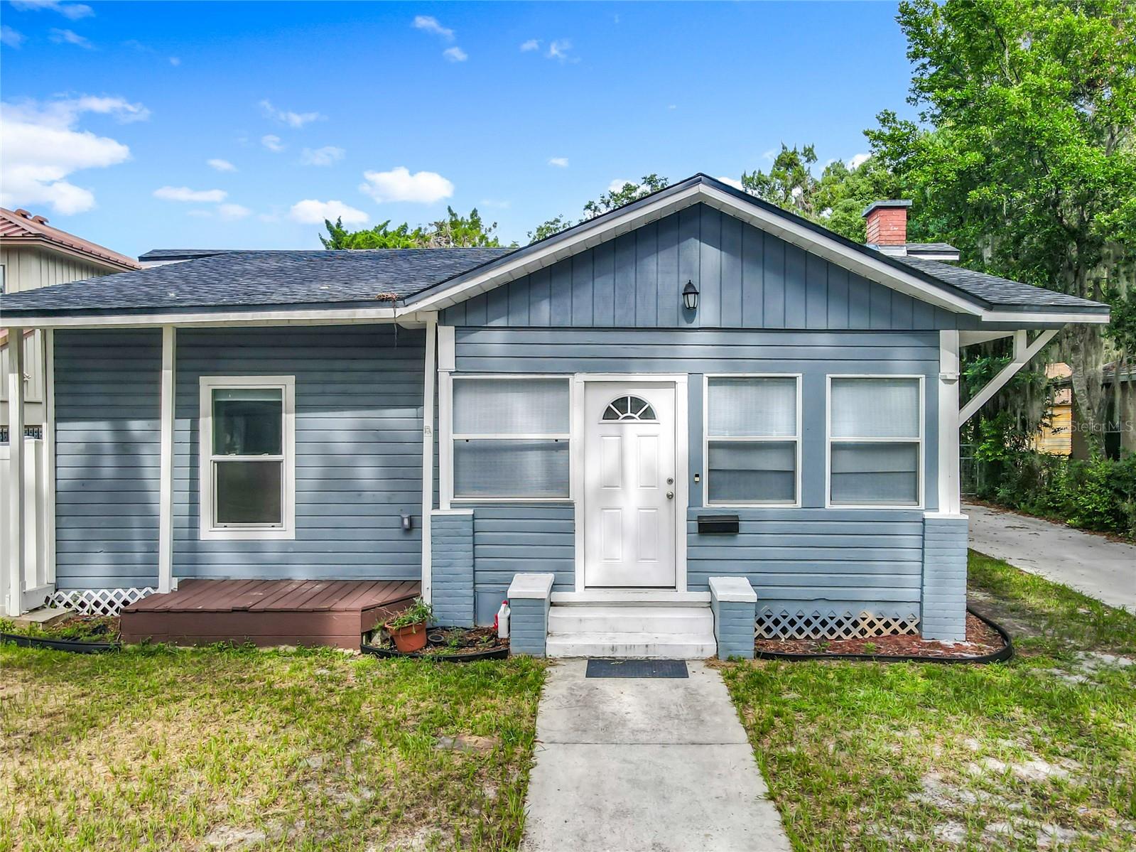 403 S 2ND STREET