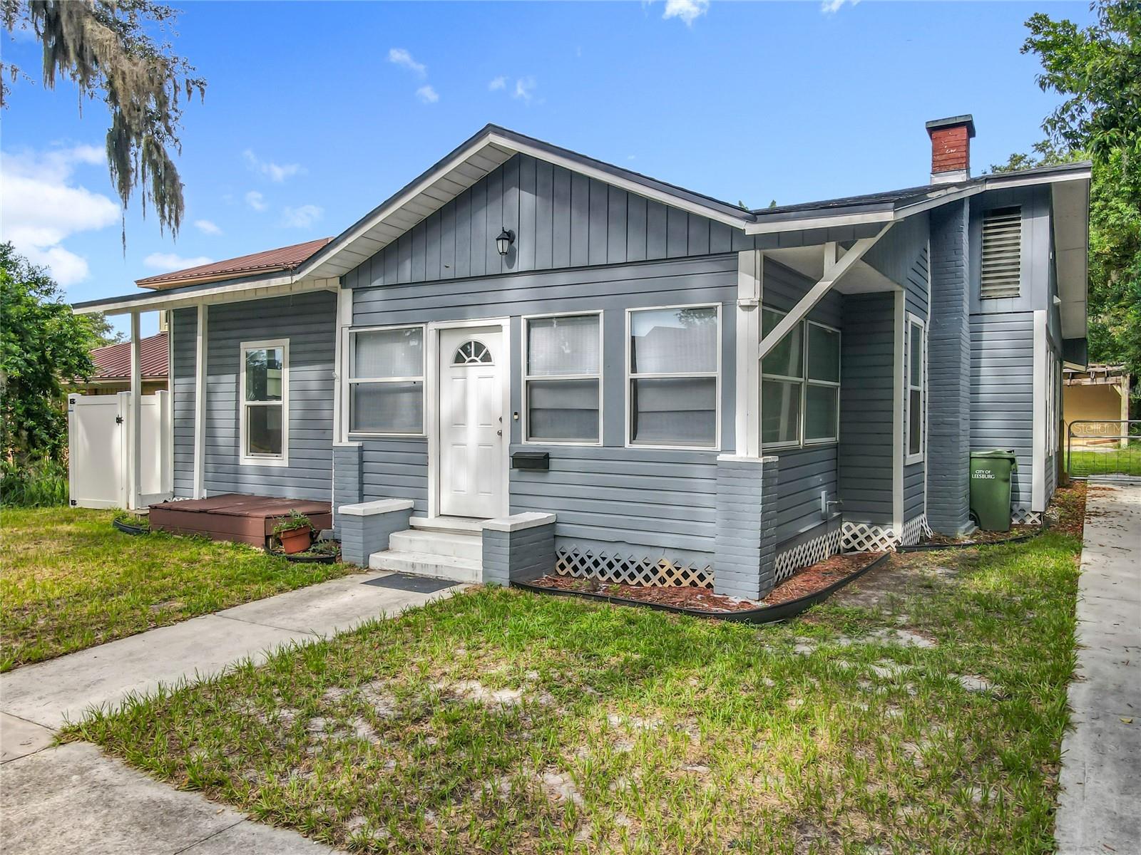 403 S 2ND STREET