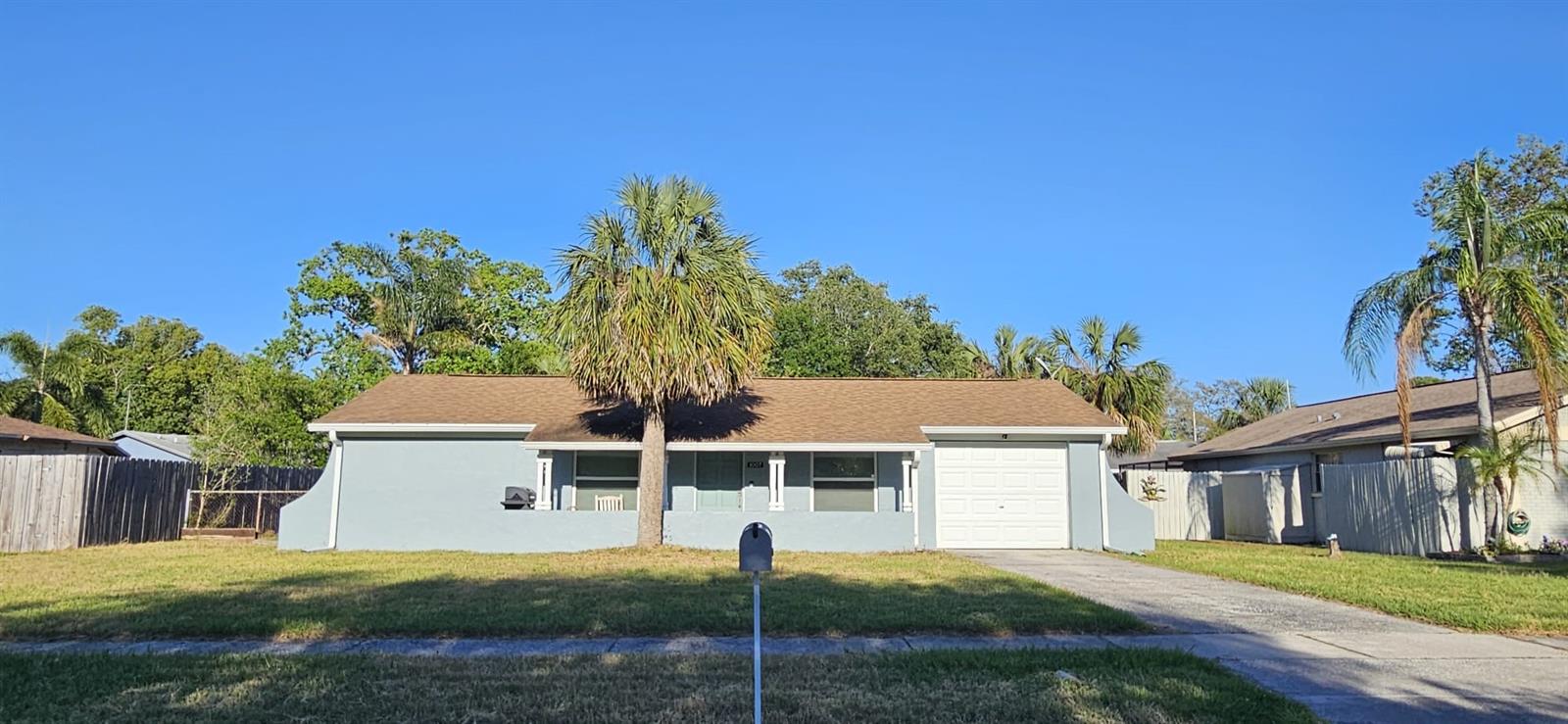 1007 GREENLEAF WAY