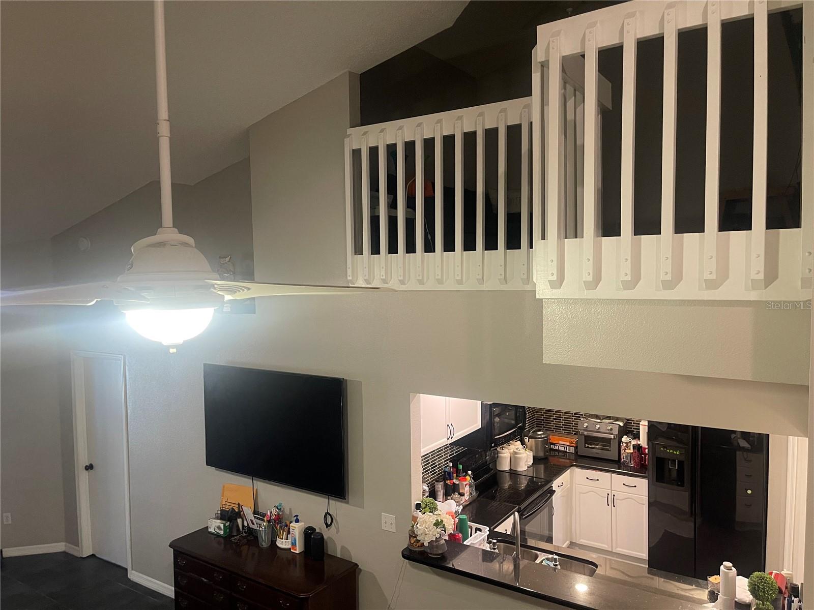 PINEWOOD VILLAS - Residential