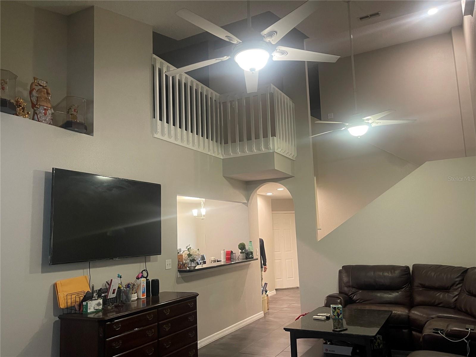 PINEWOOD VILLAS - Residential