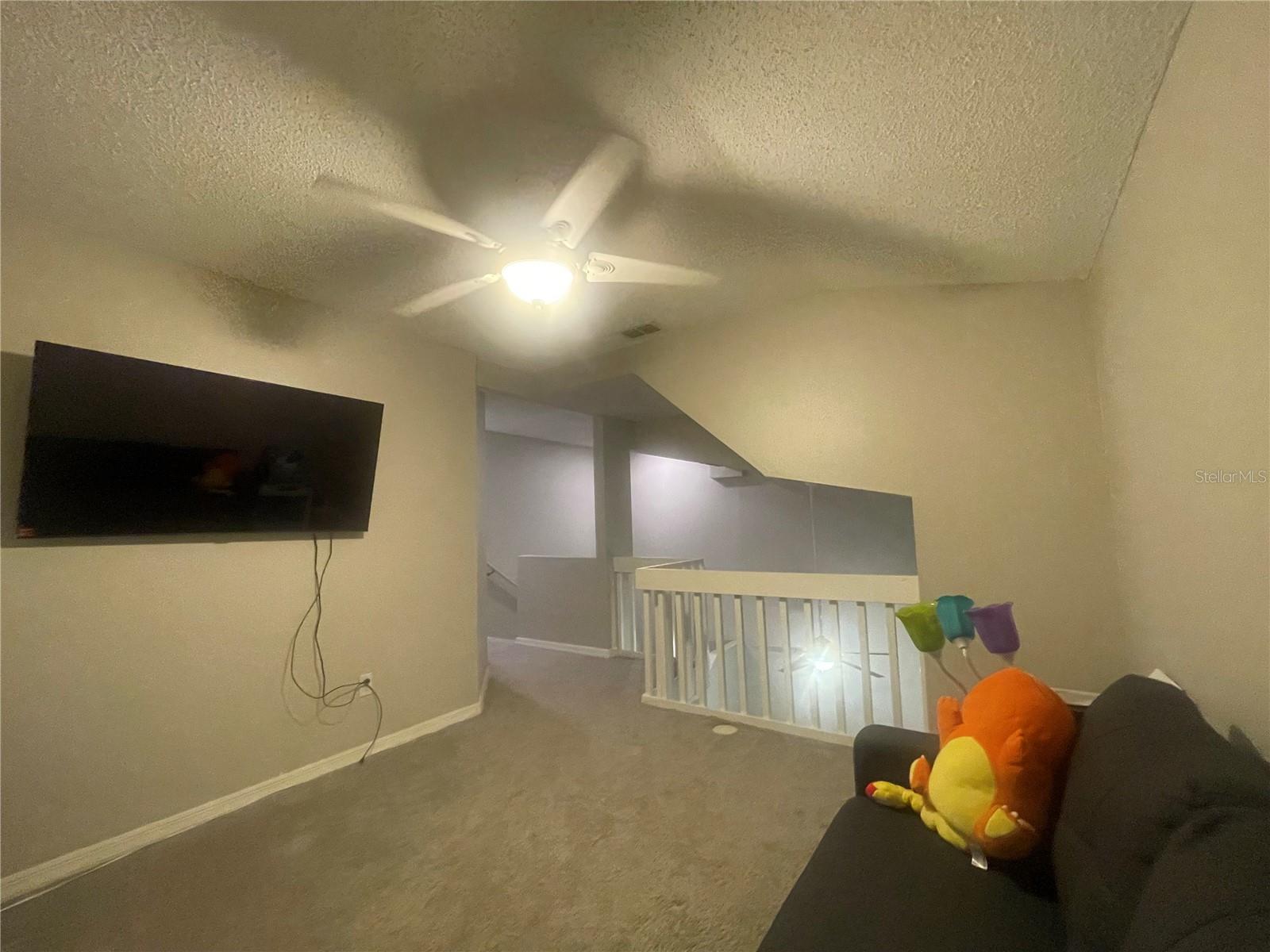 PINEWOOD VILLAS - Residential