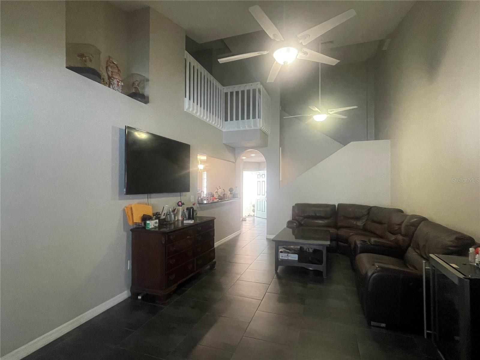 PINEWOOD VILLAS - Residential