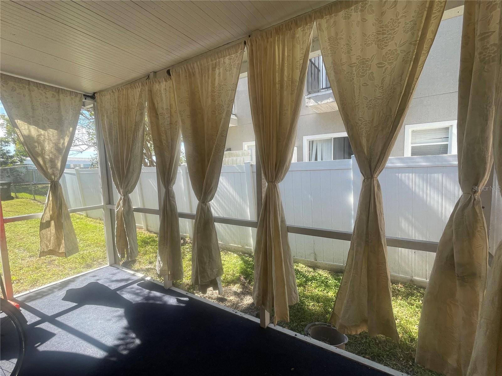 PINEWOOD VILLAS - Residential