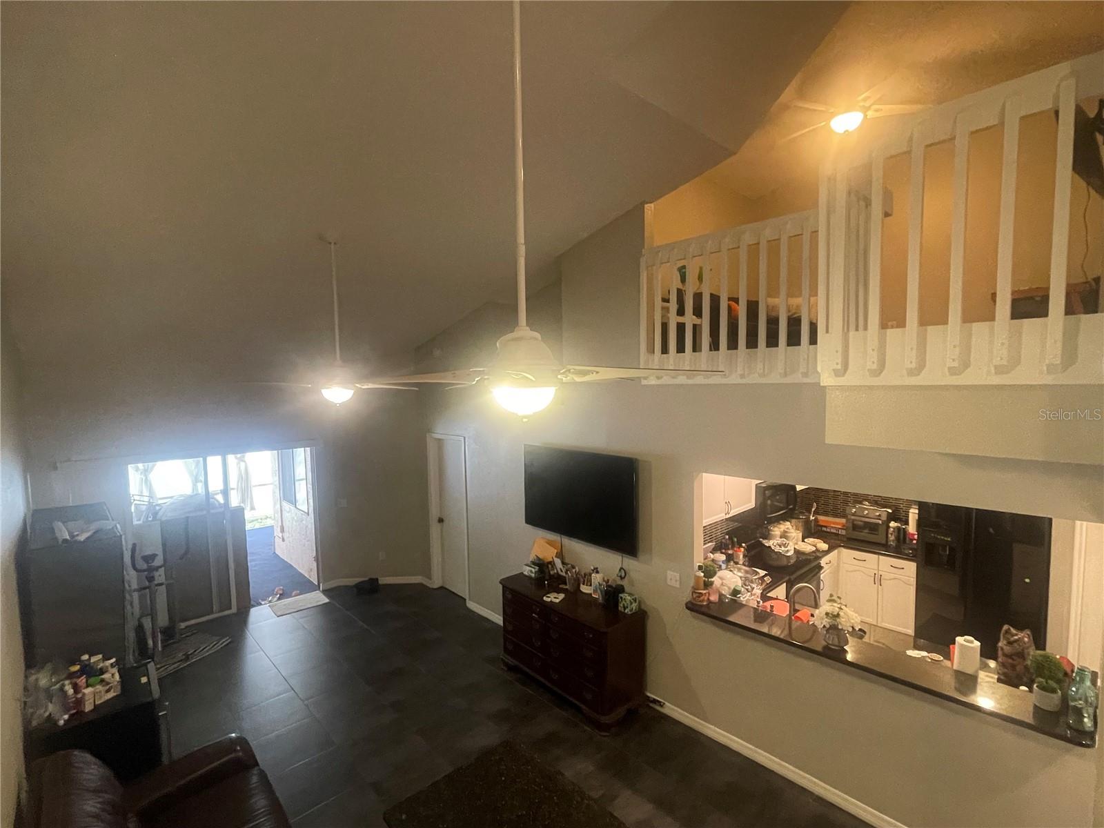 PINEWOOD VILLAS - Residential