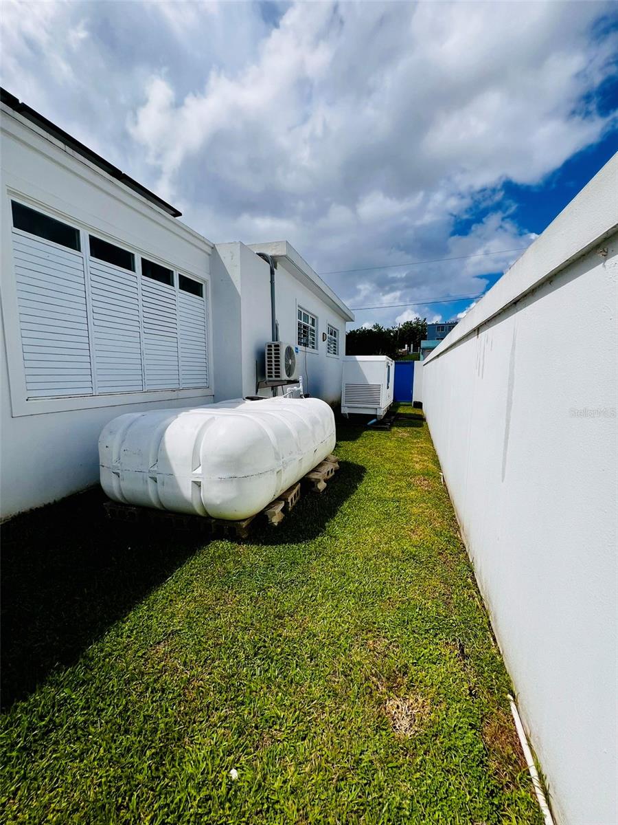 PRADERAS DEL YUNQUE - Residential