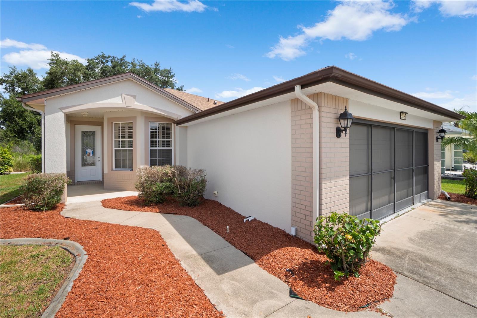 Welcome to your dream home in the beautiful 55+ community of Royal Highlands in Leesburg, Florida! This stunning property has been completely renovated from top to bottom with a brand new roof, new flooring throughout the house, fresh paint on both the interior and exterior, remodeled bathrooms, new light fixtures, all new windows and vertical shades, new stainless appliances, quartz countertops, and a brand new kitchen with shaker cabinets.
Not only is the interior of this home absolutely breathtaking, but the community amenities are truly second to none. Residents have access to a full range of amenities, including cable and high-speed fiber optic internet, a gated entrance with attendants for added security, a golf course, a restaurant, tennis courts, pickleball, softball field, indoor and outdoor pools, secured RV storage, bocce, shuffleboard, a fitness room, a library, arts and crafts room, billiards, catch-and-release fishing, and a variety of clubs to join.
Don't miss out on this incredible opportunity to live in luxury in the heart of Leesburg. Schedule your showing today and get ready to fall in love with everything this property has to offer.