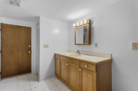 Tiny photo for 1422 E 8th Avenue, Mount Dora, FL 32757 (MLS # O6334659)