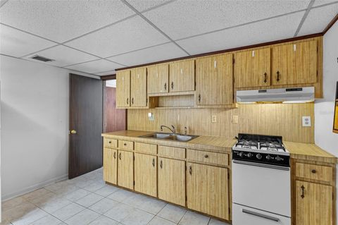 Tiny photo for 1422 E 8th Avenue, Mount Dora, FL 32757 (MLS # O6334659)