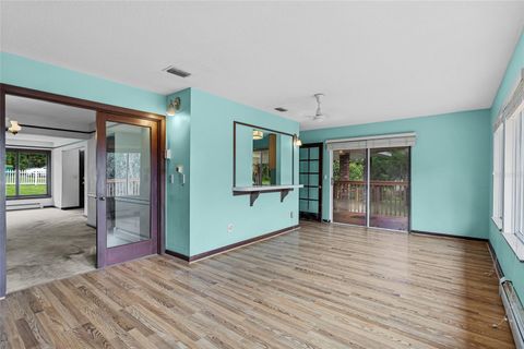 Tiny photo for 1422 E 8th Avenue, Mount Dora, FL 32757 (MLS # O6334659)