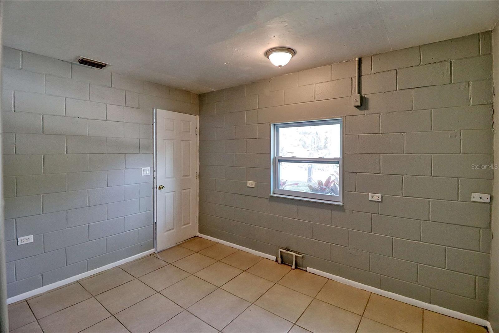 TROPICANA TRAILER PARK UNREC LT - Residential