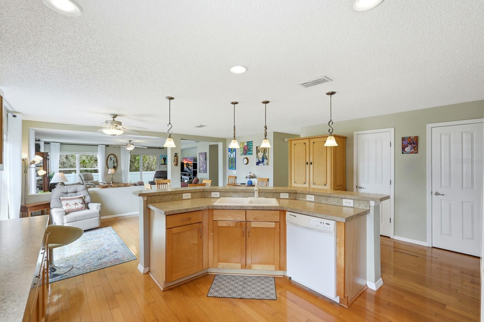 S B & C/ISLES/SUGAR MILL - Residential