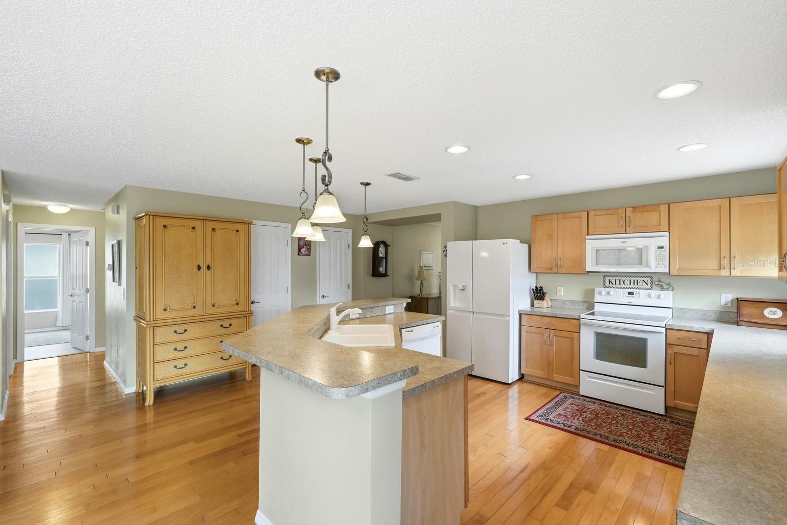 S B & C/ISLES/SUGAR MILL - Residential