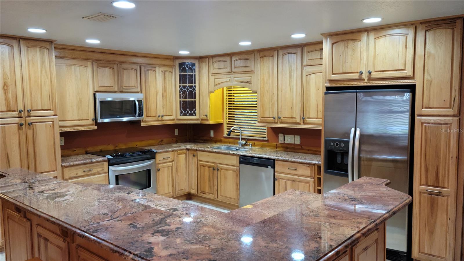 LAKE SHORE PARK - Residential